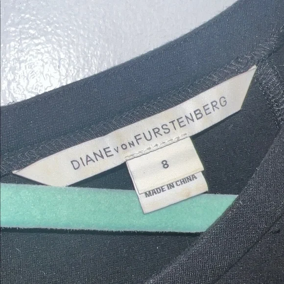 Elegant Black Cap Sleeve Dress - Picture 8 of 15